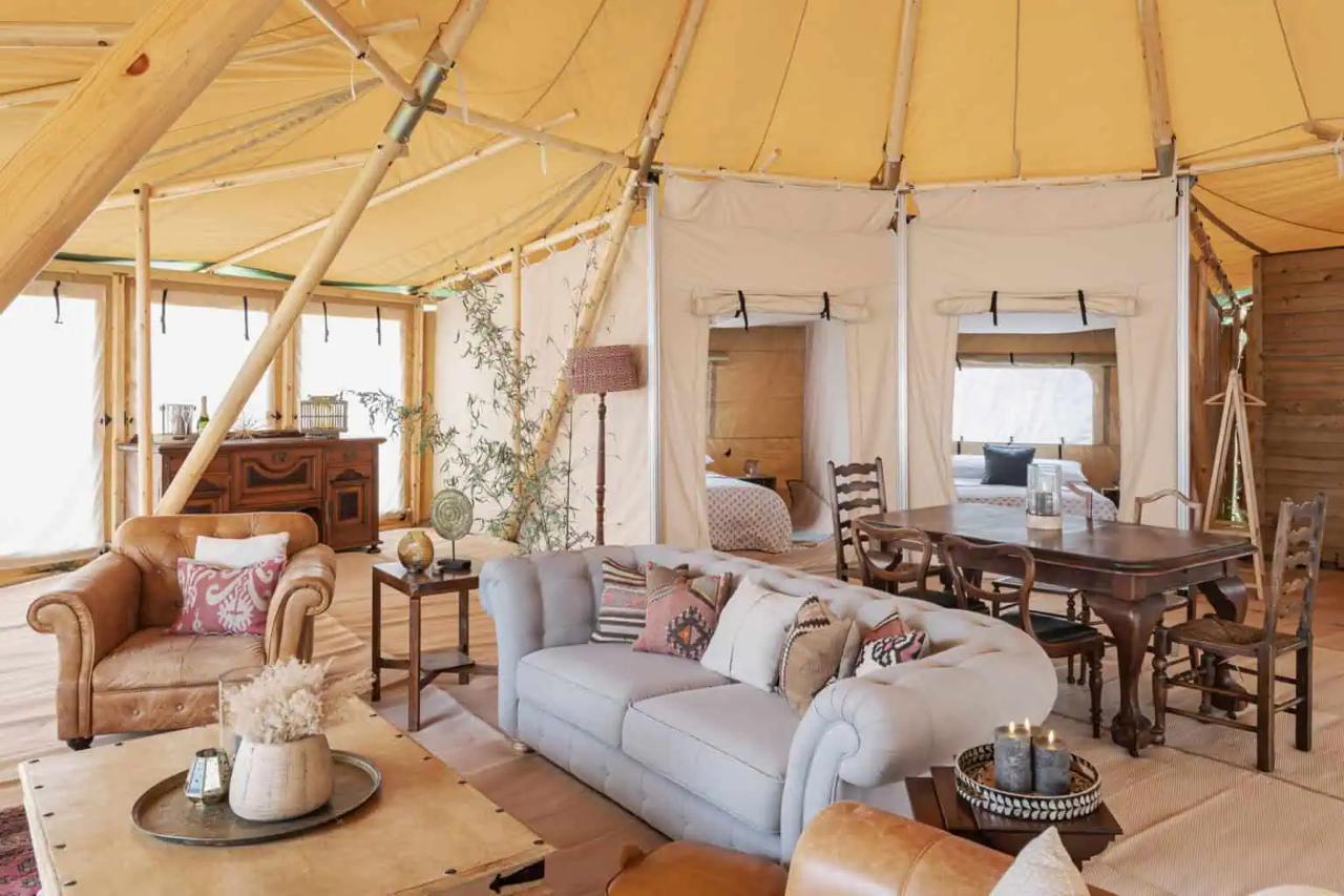 Pop Up Hotel luxury tent