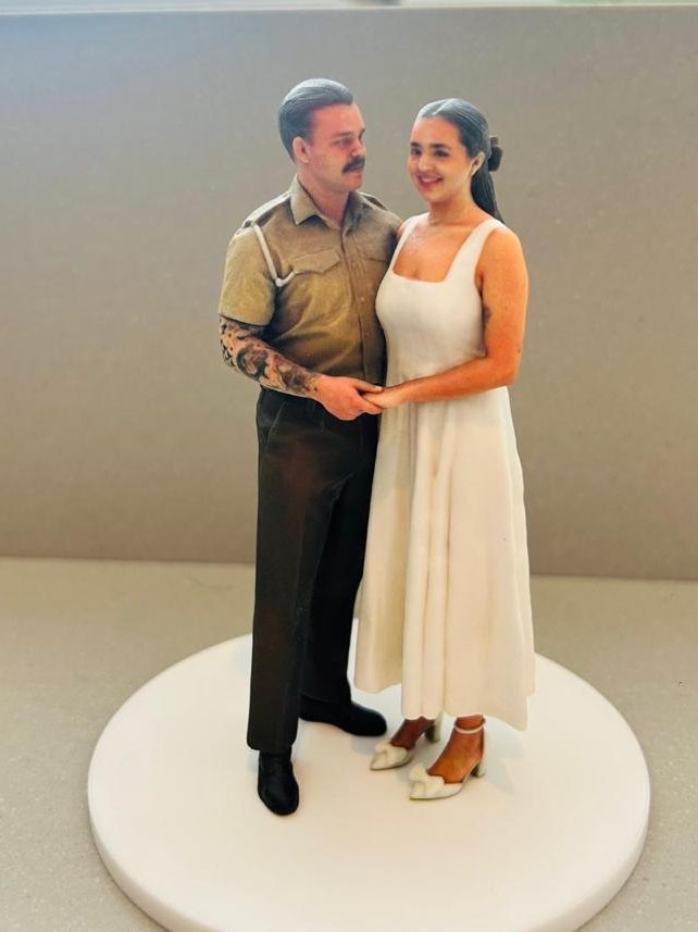 3D printed wedding couple figurine